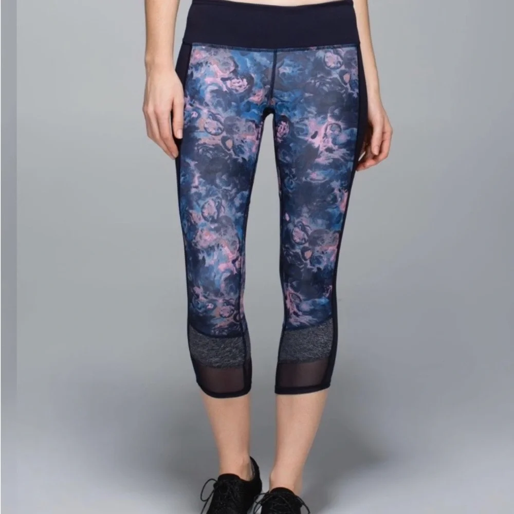 Lululemon If You’re Lucky Crop Full on Luxtreme leggings size 4